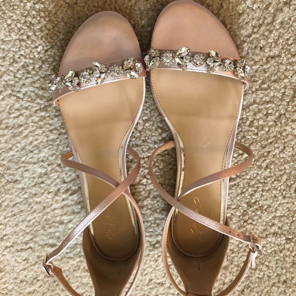 tessy embellished sandal champagne